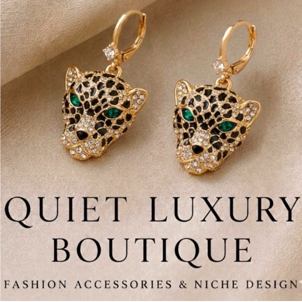 ✨NEW Elegant Gold and Black Panther Earrings